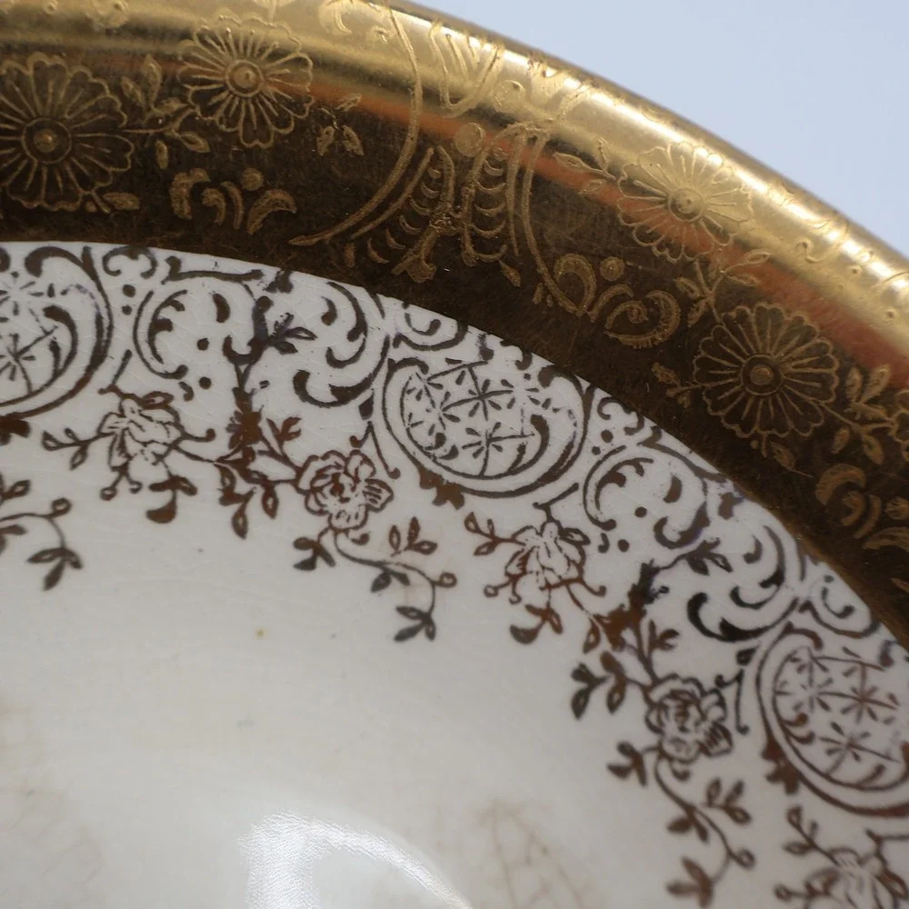 Warranted 22 Karat Gold Encrusted Floral Serving Bowl Vintage Cream 7.25in